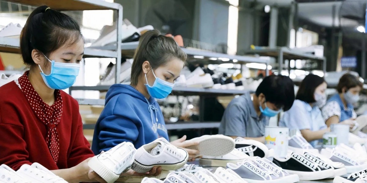 HypeUnique Clothing: A Controversial Icon in Streetwear Culture