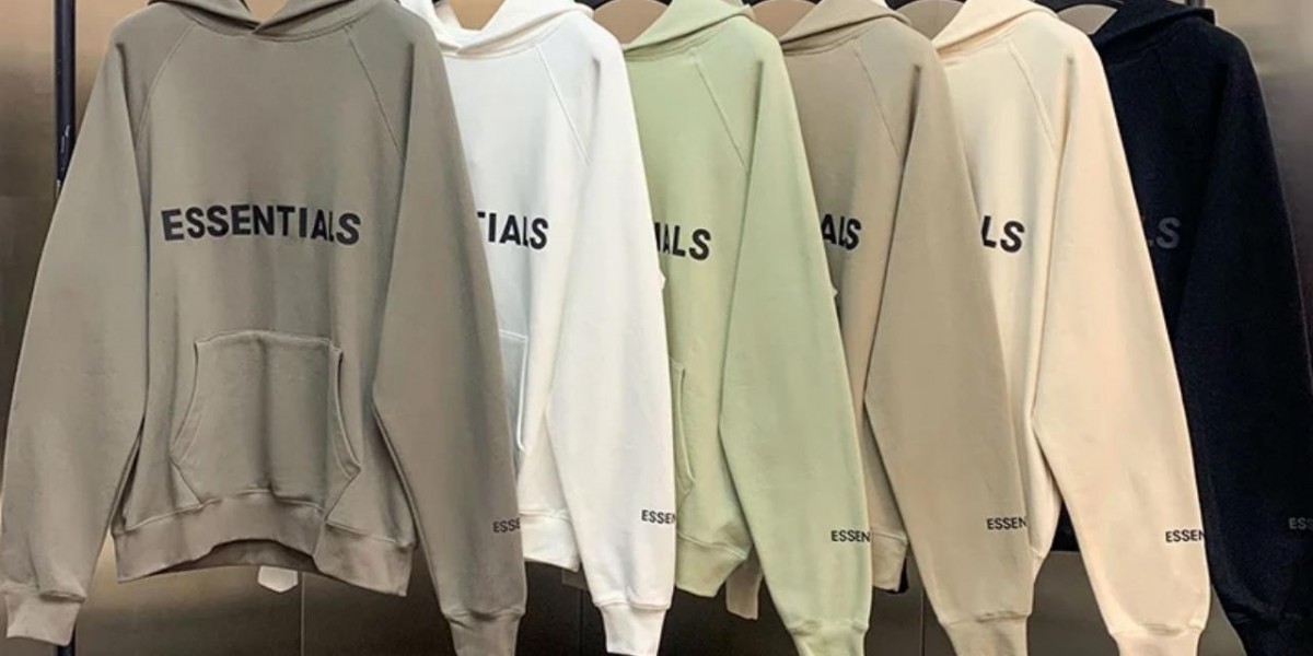 Essential Clothing for the Perfect Weekend Getaway